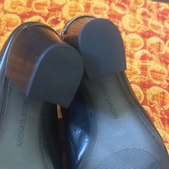 Michael Kors Shoes Closed Toe heel Size 7.5M - Picture 10 of 15